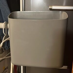 Perch Magnetic Wall Organizer Grey